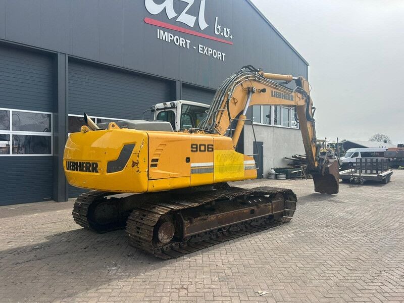 2010 Liebherr R906LC Crawler Excavator