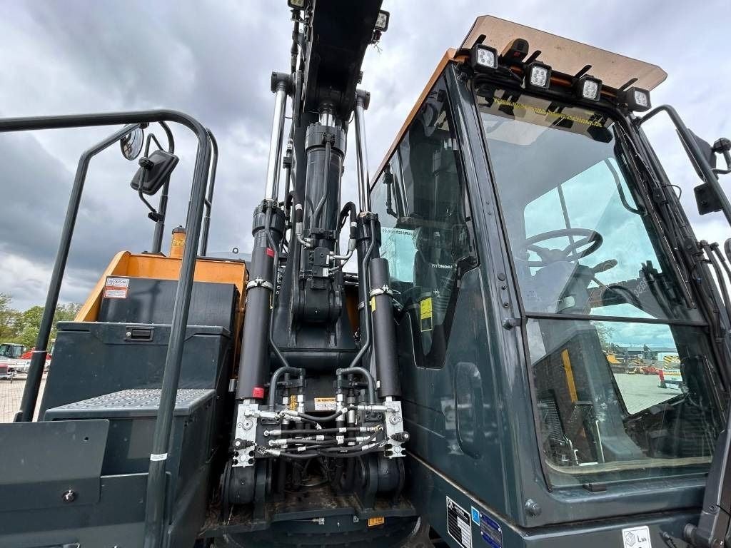 2023 Hyundai HW170ACR Wheel Excavator