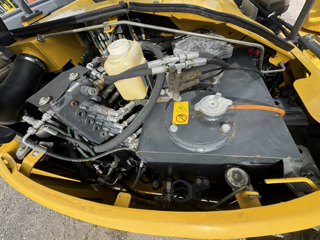 2009 Komatsu PW98MR-8 Wheel Excavator