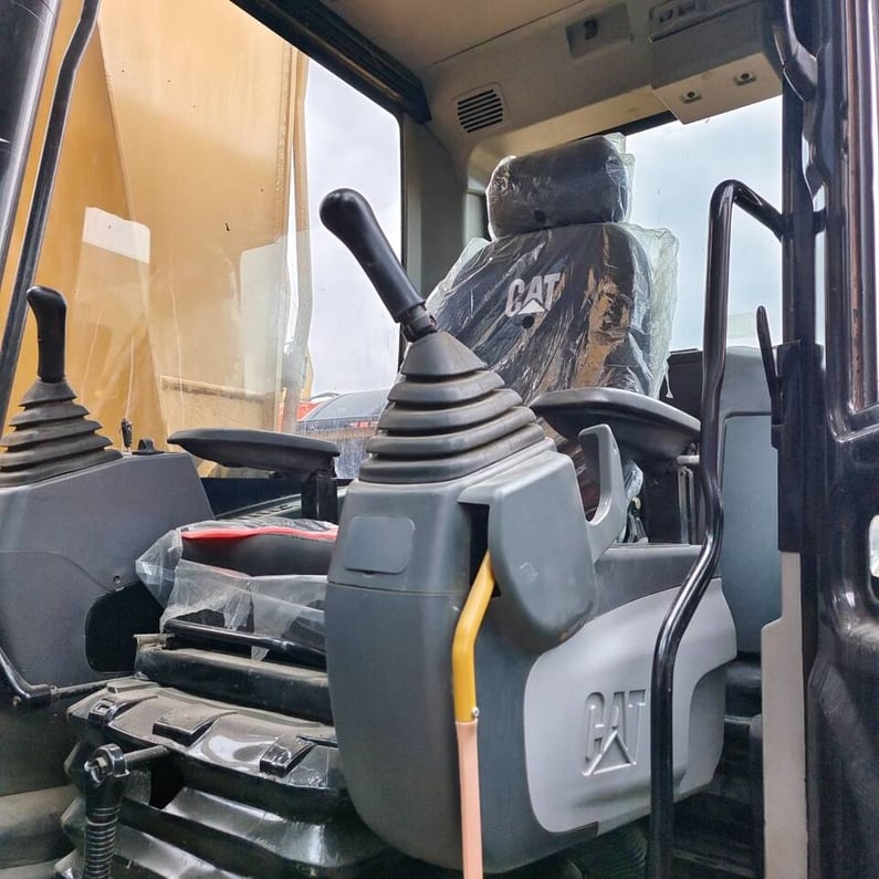 2024 Caterpillar 325D Crawler Excavator