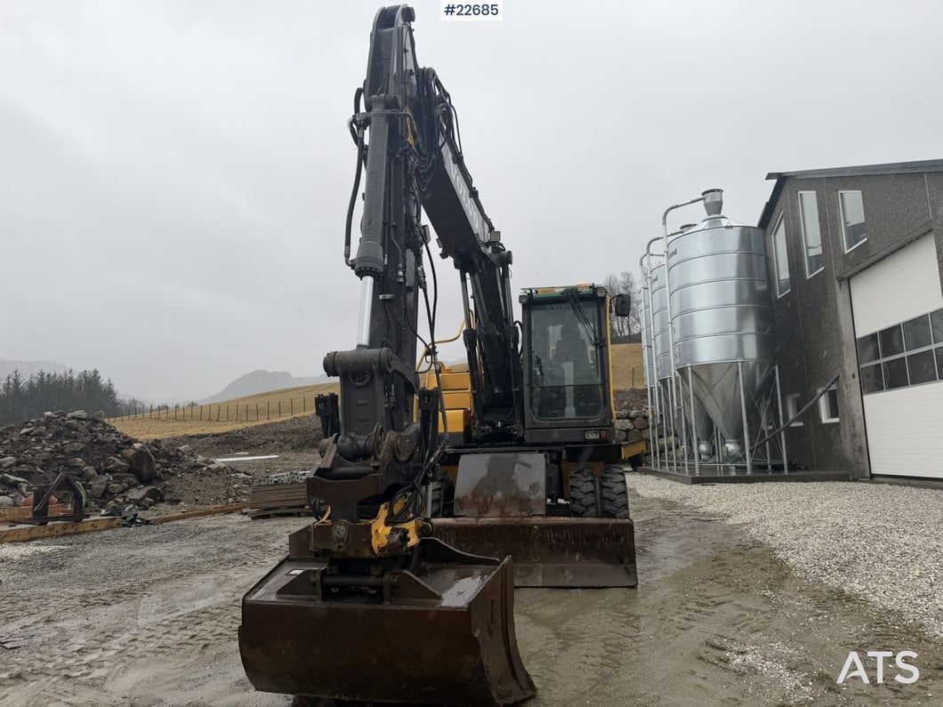 2007 Volvo EW140C Wheel Excavator
