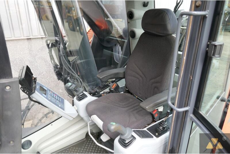 2013 Atlas 520MH Material Handler