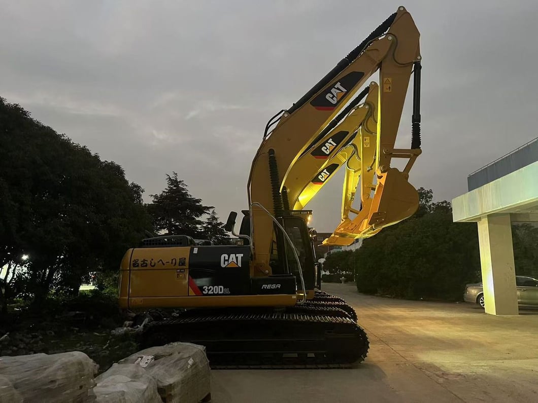 2022 Caterpillar 320D2 Crawler Excavator