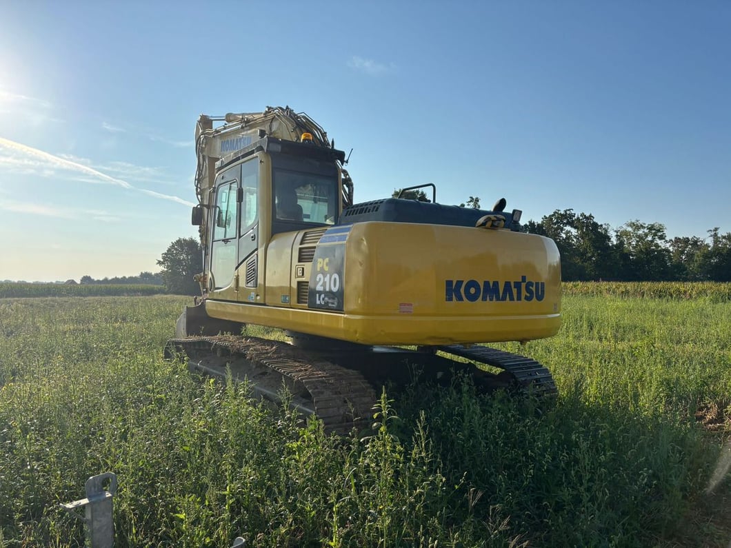 2013 Komatsu PC210LC-8 Crawler Excavator