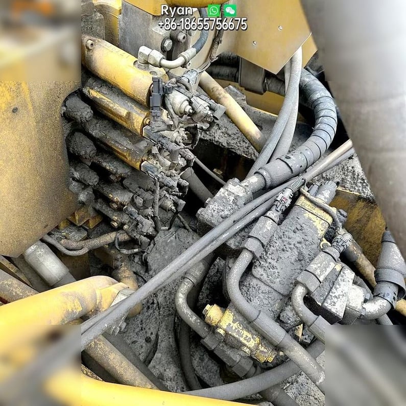 2021 Caterpillar 395 Crawler Excavator