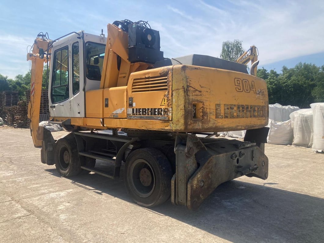 2007 Liebherr A904 LITRONIC Material Handler