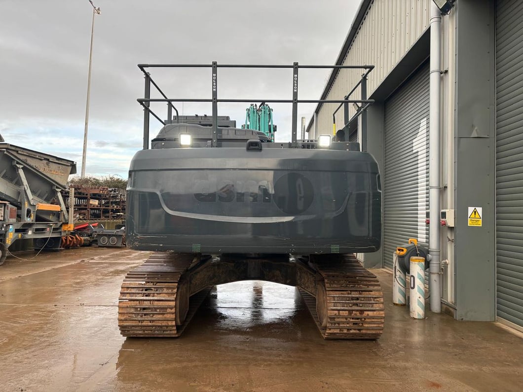 2022 Kobelco SK300LC-10E Crawler Excavator