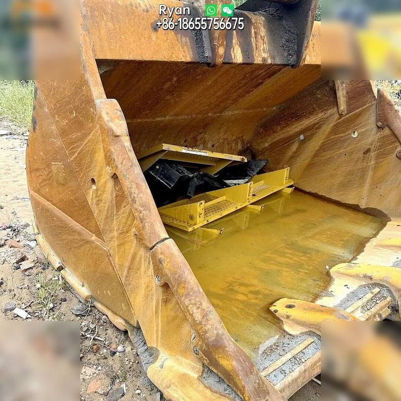2021 Caterpillar 395 Crawler Excavator
