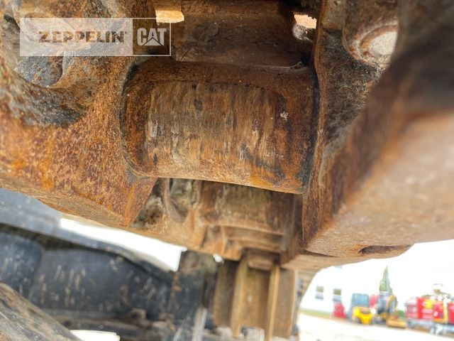 2019 Caterpillar 352F Crawler Excavator