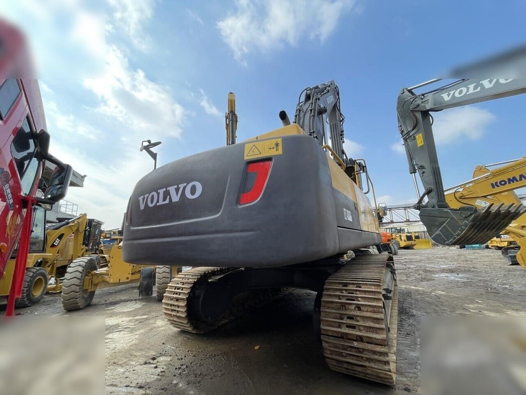 2018 Volvo EC480DL Crawler Excavator