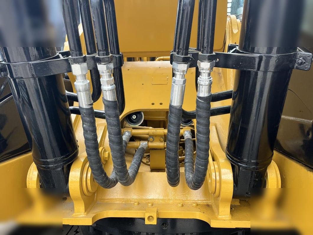 2022 Caterpillar 320D Crawler Excavator
