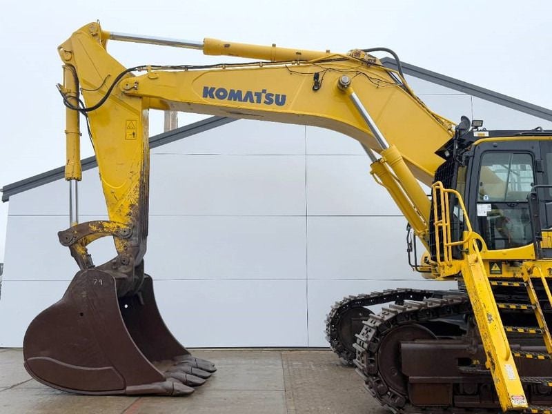 2015 Komatsu PC700LC-8EO Crawler Excavator