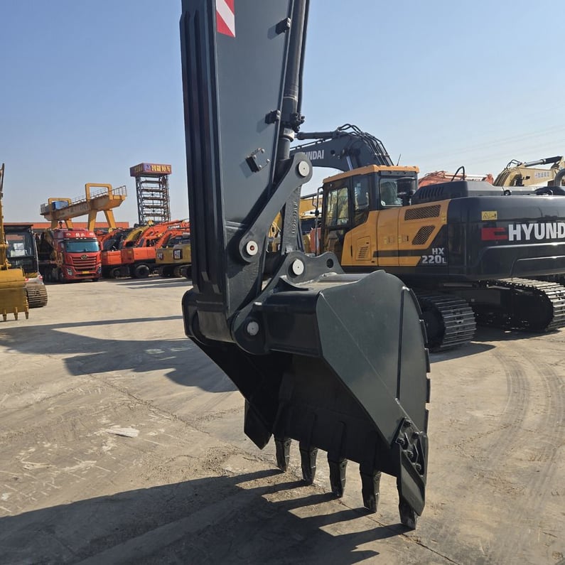 2026 Hyundai HX220L Crawler Excavator