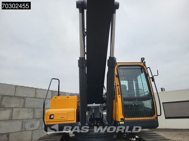 2025 Hyundai R340L Crawler Excavator