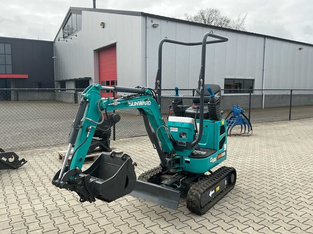 2024 Sunward SWE08B Mini Excavator