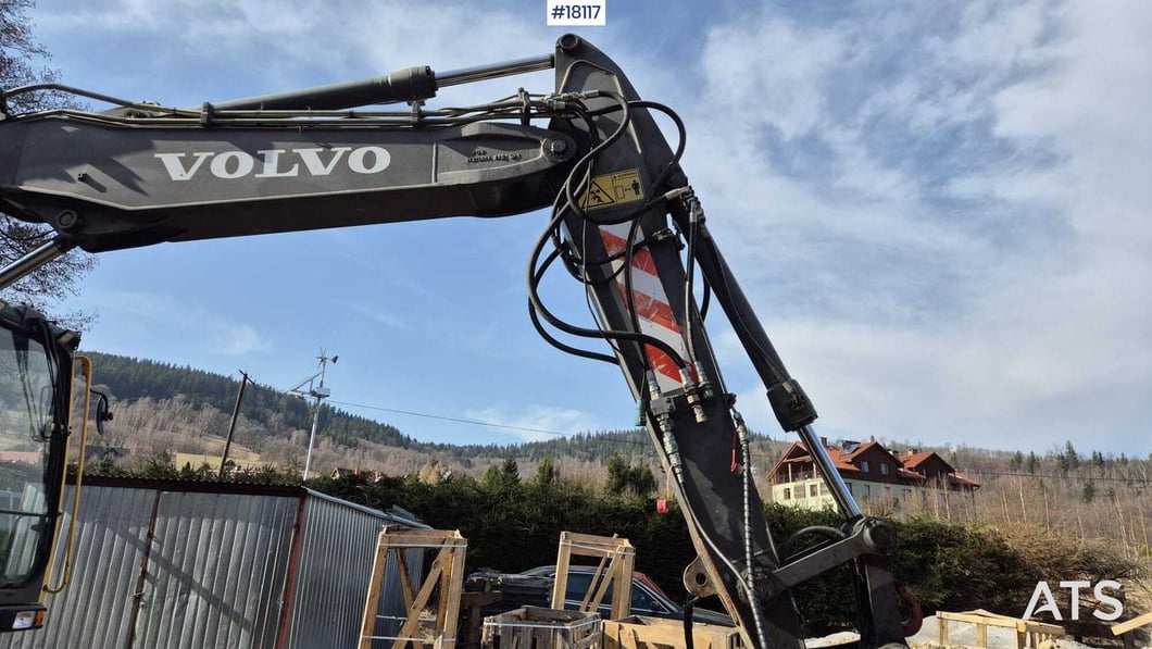 2005 Volvo EW140B Wheel Excavator