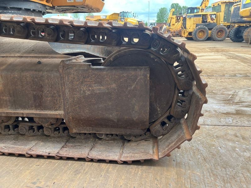 2011 CASE CX250C Crawler Excavator