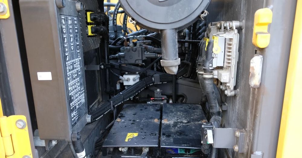 2020 Volvo EC220E Crawler Excavator