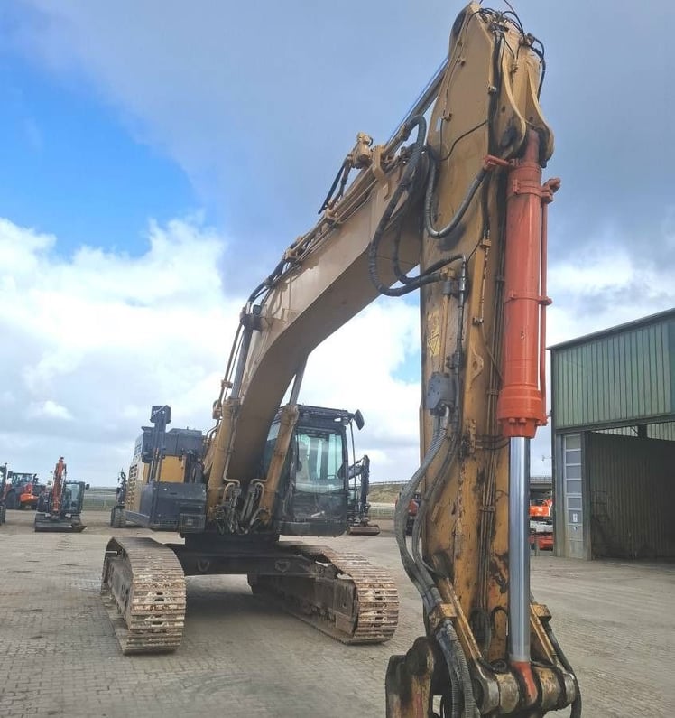 2019 Hitachi ZX490LCH-6 Crawler Excavator
