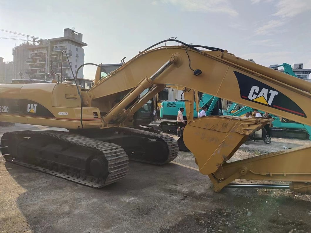 2018 Caterpillar 325C Crawler Excavator