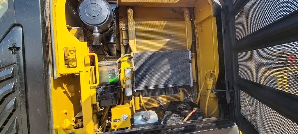 2020 Caterpillar 318FL Crawler Excavator