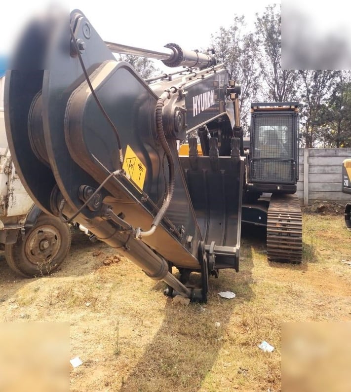2026 Hyundai HX380L Crawler Excavator