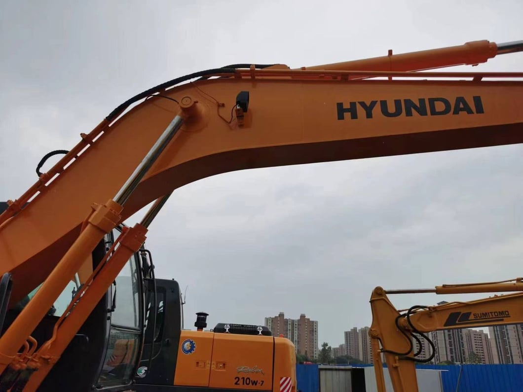 2017 Hyundai R210W-7 Wheel Excavator