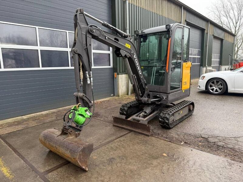 2019 Volvo EC20E Mini Excavator