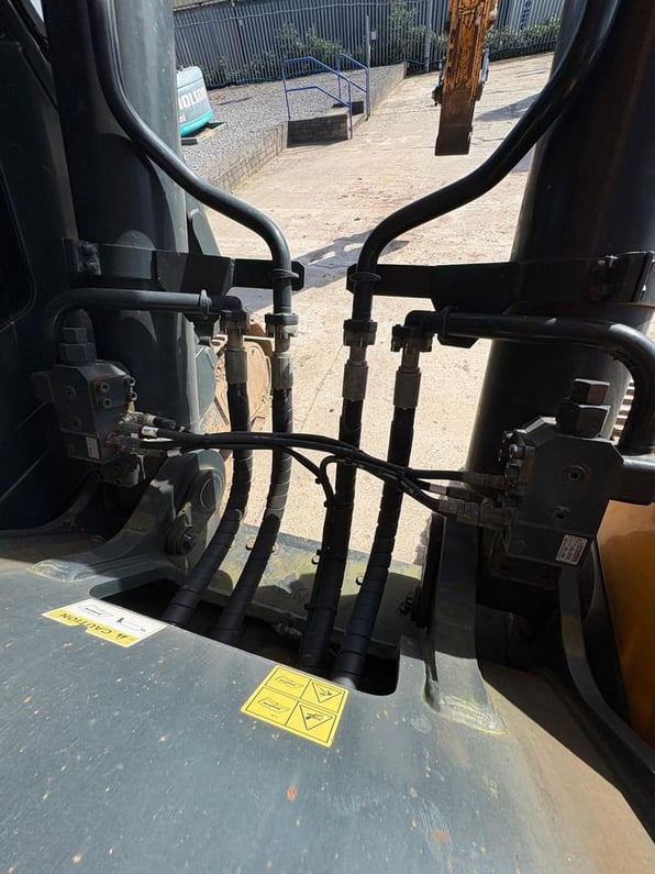 2019 Hyundai HX380 Crawler Excavator