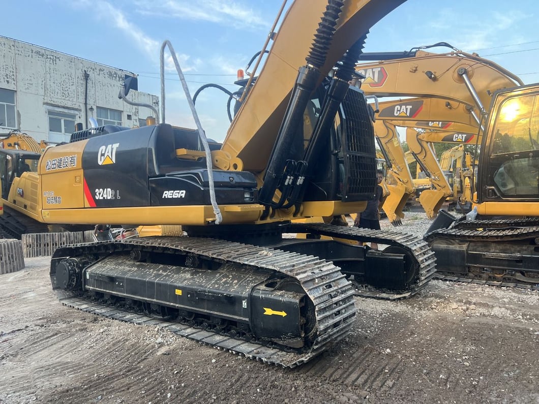 2024 Caterpillar 324D Crawler Excavator