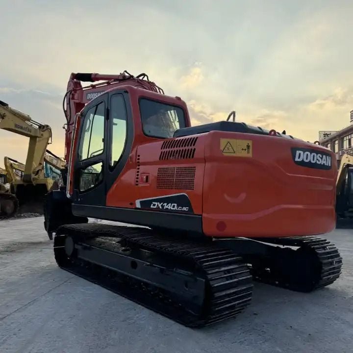 2020 Doosan DX300LC Crawler Excavator