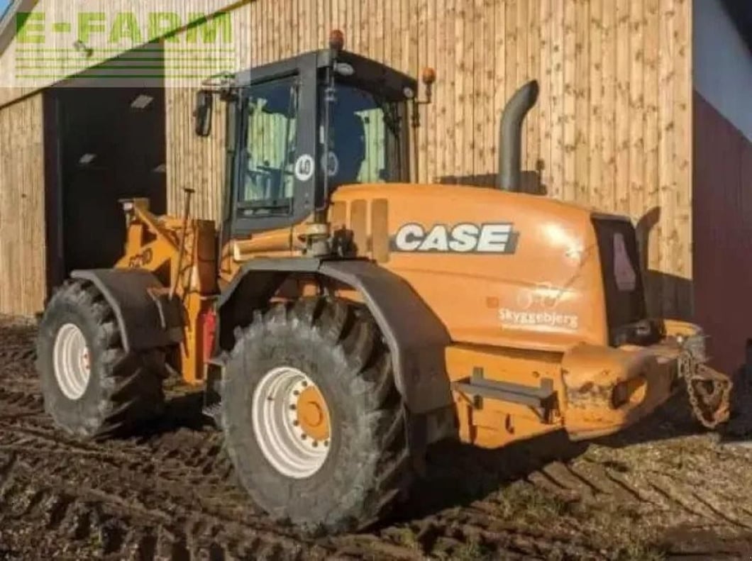 CASE 621D Mini Excavator