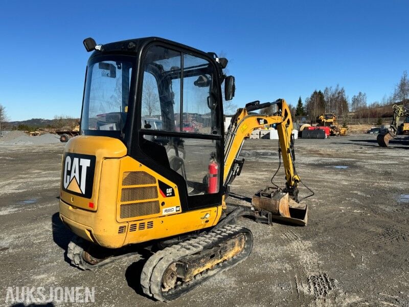 2017 Caterpillar 301.7D Mini Excavator