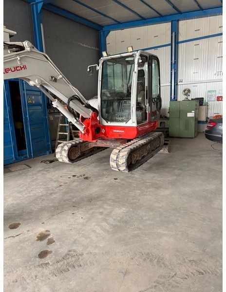 2016 Takeuchi TB260 Mini Excavator