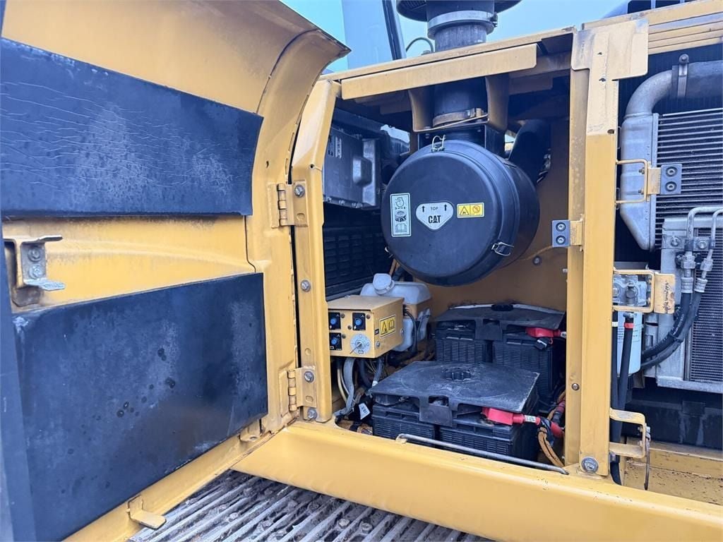 2007 Caterpillar 323DL Crawler Excavator