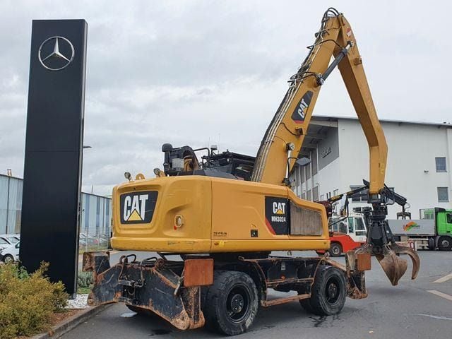 2018 Caterpillar MH3024 Material Handler