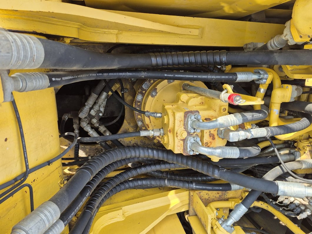 2015 Komatsu PC360LC-10 Crawler Excavator