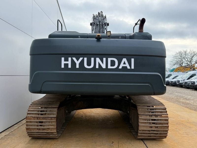 Hyundai HX300AL – Quick Coupler / 360° Camera (2022)