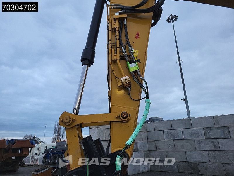 2016 Caterpillar 326FL Crawler Excavator