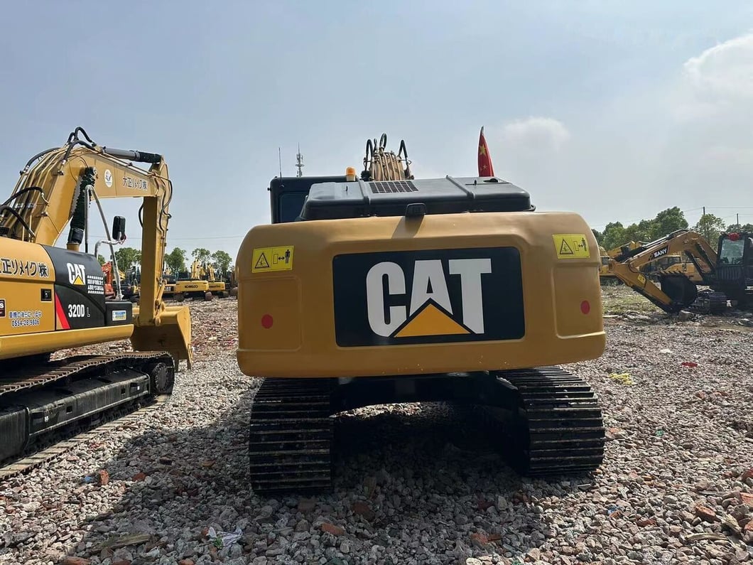 2022 Caterpillar 320D Crawler Excavator