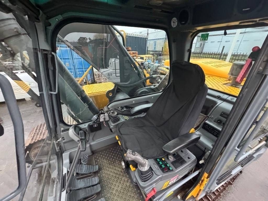 2006 Volvo EC290BNLC Crawler Excavator
