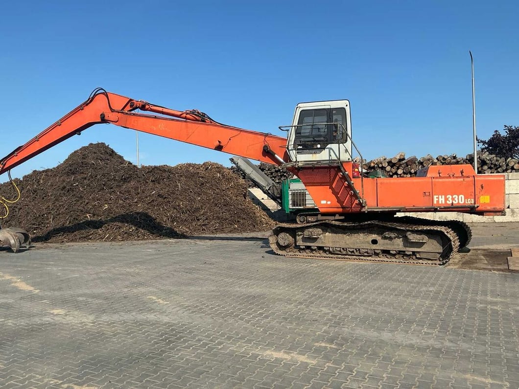 1996 Hitachi FH330LC3 Crawler Excavator