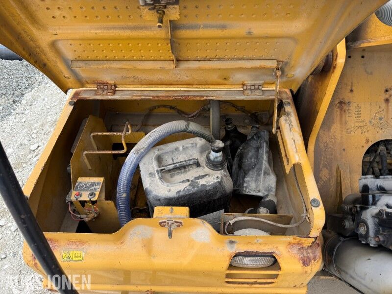 2011 Caterpillar 320DL Crawler Excavator
