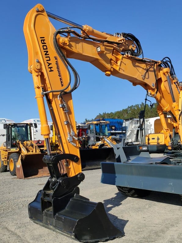 2014 Hyundai R140W-9 Wheel Excavator