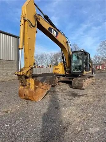 2022 Caterpillar 320D2 Crawler Excavator