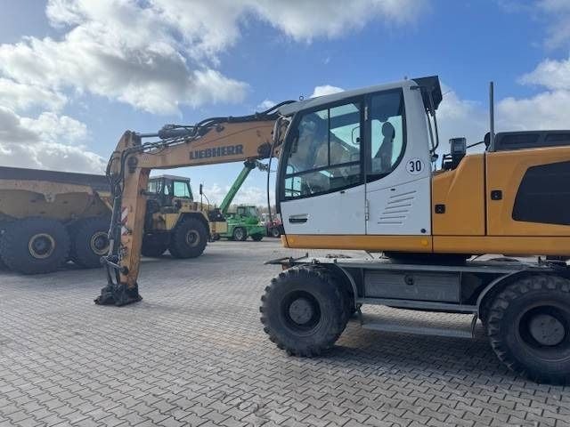 2013 Liebherr A916 Wheel Excavator