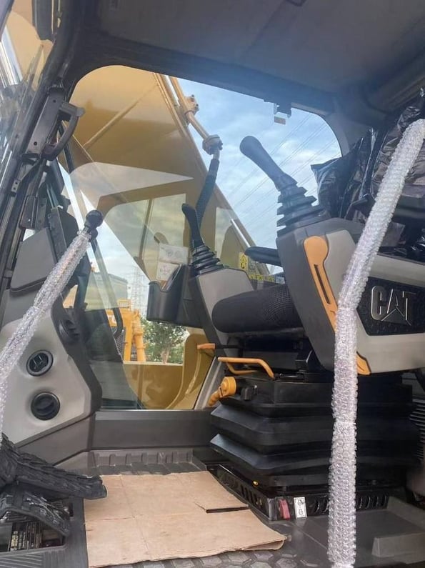 2025 Caterpillar 320GC Crawler Excavator