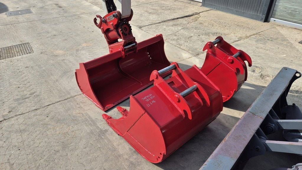 2021 Takeuchi TB295W Wheel Excavator