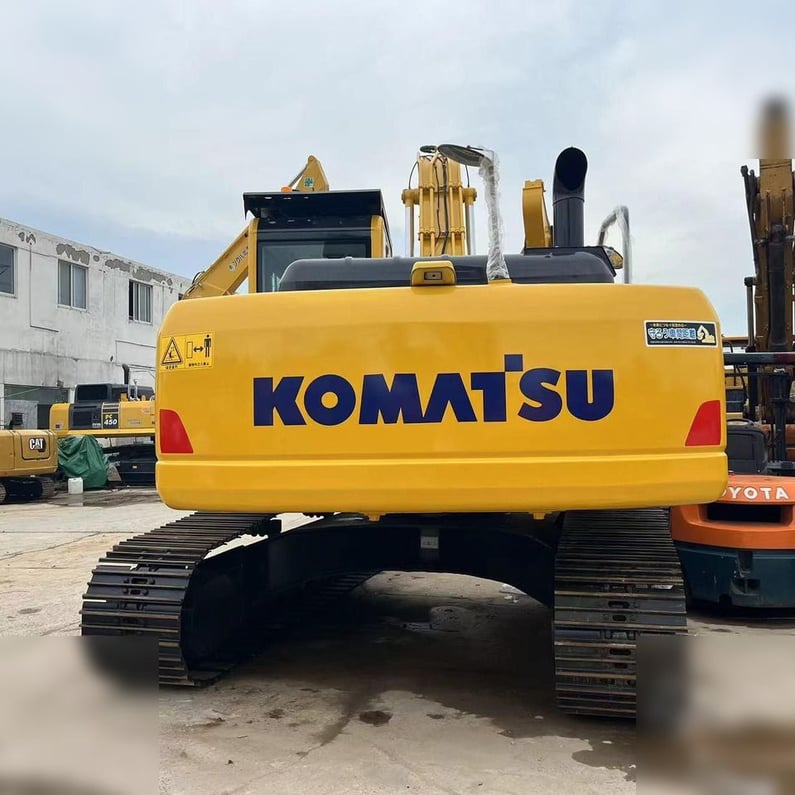 2022 Komatsu PC240LC-8 Crawler Excavator