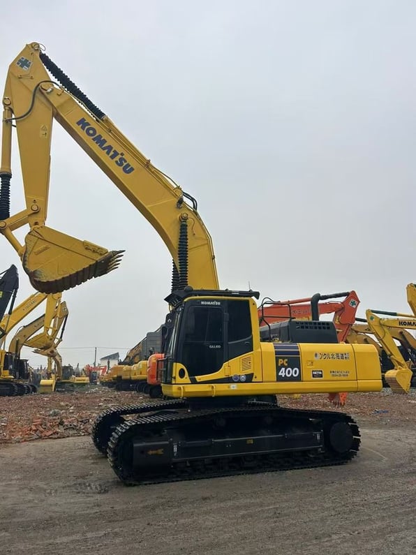 Komatsu PC400 Crawler Excavator
